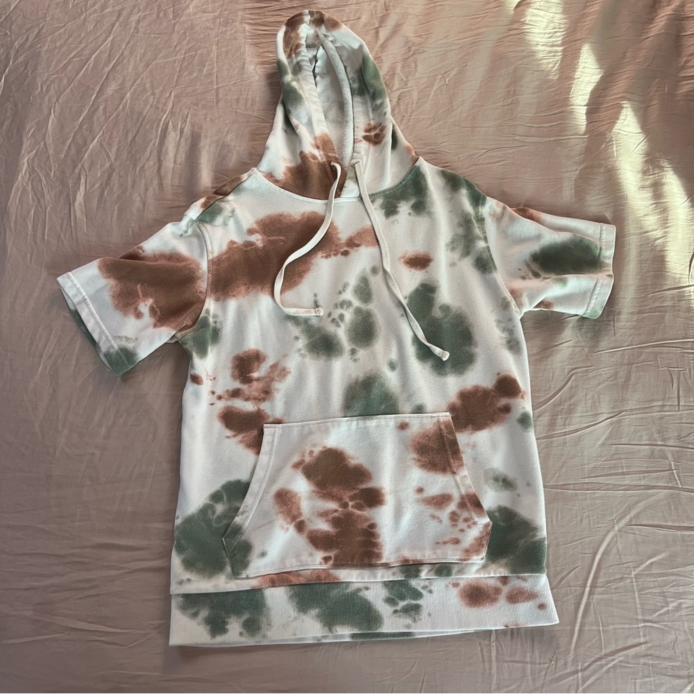 No Boundaries M Tye-Dye Half Hoodie